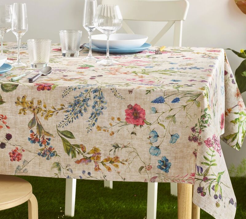 AMELIE WILDFLOWERS French Country Flowers Berries Rectangle Table cloths - Acrylic Cotton Coated Easy Wipe Off Fabric - Indoor Outdoor Party Table Decor