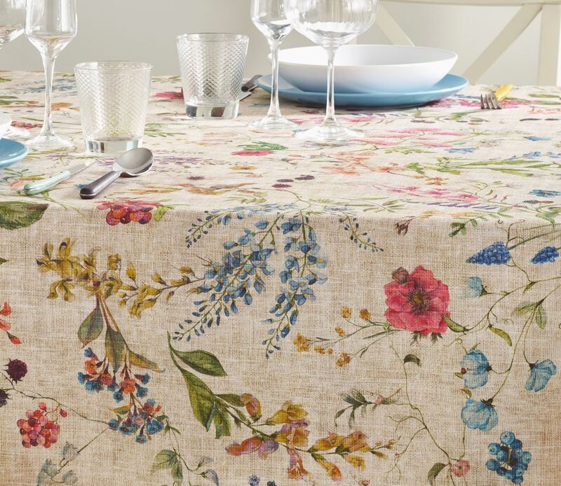 AMELIE WILDFLOWERS French Country Flowers Berries Rectangle Table cloths - Acrylic Cotton Coated Easy Wipe Off Fabric - Indoor Outdoor Party Table Decor