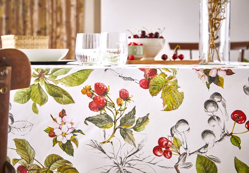 PROVENCE BERRIES Wild Fruits Acrylic Cotton Coated Tablecloths - French Oilcloth Spill Proof Easy Wipe Off Indoor Outdoor Party Table Cover - Elegant French Country Farmhouse Decor