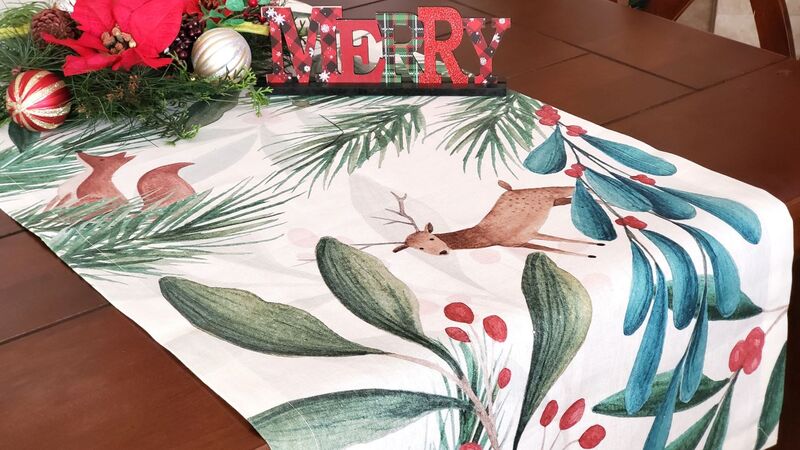 WINTERBERRY Linen Table Runner - Luxury Elegant Table Accent - Table Decor Placemat Home Accessories Gifts