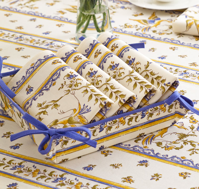 MOUSTIER BLUE French Decorative Napkin Set - High Quality Absorbent Soft Printed Cotton - French Country Design - Spring Summer Flowers Table Home Decor Gifts