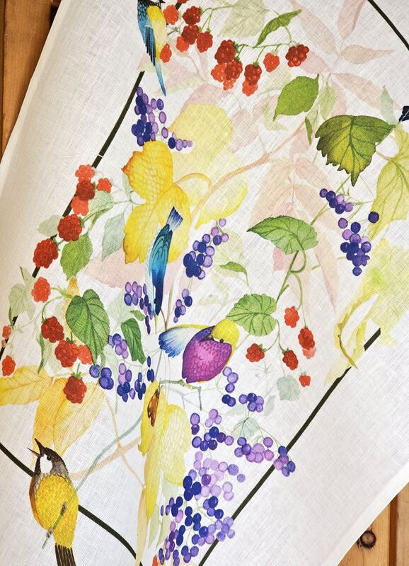 MULTI COLOR BIRDS European Linen Dish Towels - Art Designs Tea Towels - Elegant Pure Linen Kitchen Towels - Fun Decorative Dishtowels - Bird Lovers Hand Towel - Home Decor Gifts