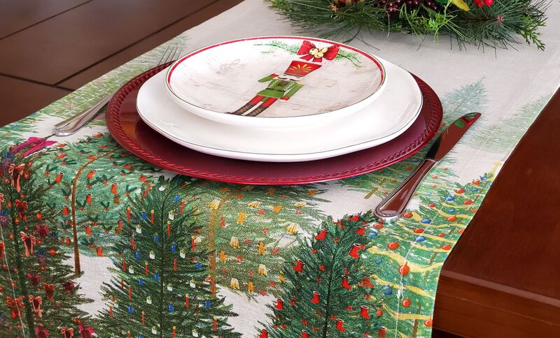 EVERGREEN CHRISTMAS Linen Table Runner - Luxury Elegant Table Accent - Table Decor Placemat Home Accessories Gifts
