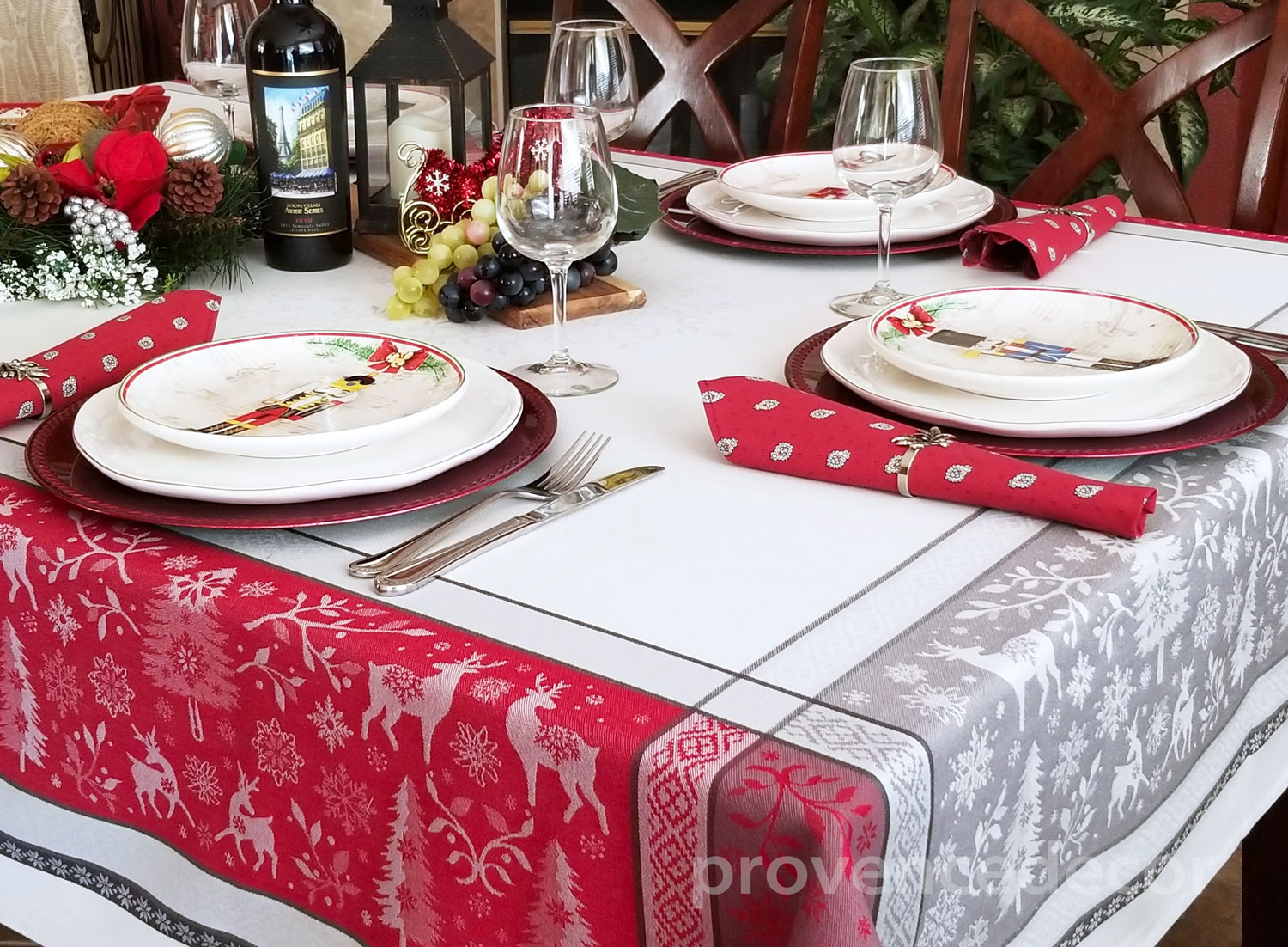 Sur la Table Merry Christmas Jacquard Kitchen Towel